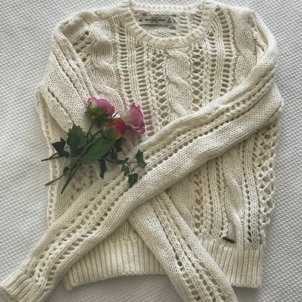 Abercrombie white sweater